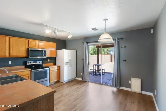 44924 Balboa Dr Maricopa, AZ 85139 photo 3