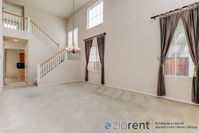 34437 Torrey Pine Lane, Union City, CA 94587 photo 2