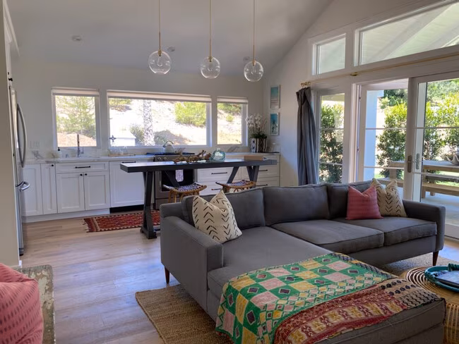 727 Sonrisa St Solana Beach, CA 92075 photo 3