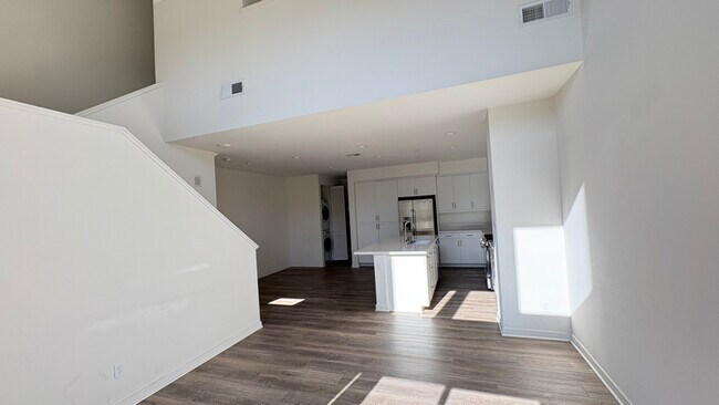 6066 Colt Pl Carlsbad, CA 92009 photo 5
