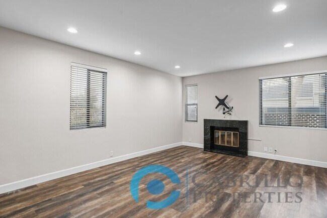 2236 River Run Dr San Diego, CA 92108 photo 4
