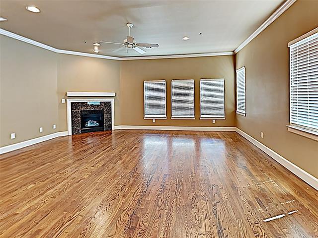 2821 Parmer Ave Fort Worth, TX 76109 photo 4