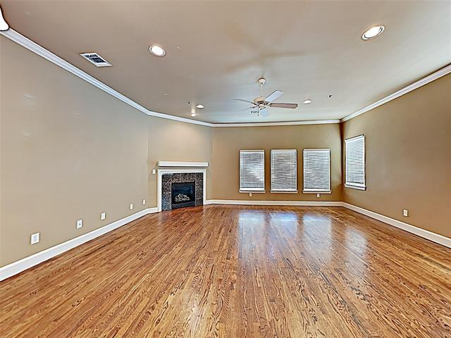 2821 Parmer Ave Fort Worth, TX 76109 photo 3