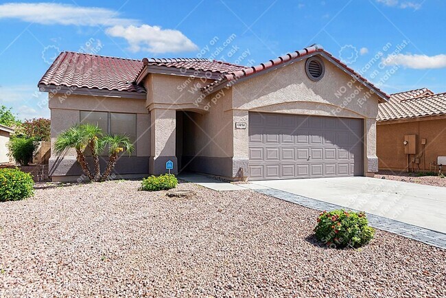 13856 W Ironwood St Surprise, AZ 85374 photo 2