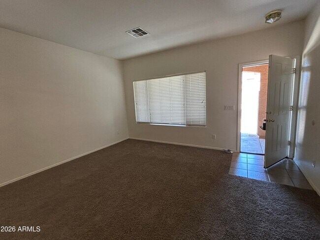 6809 W Nicolet Ave Glendale, AZ 85303 photo 2