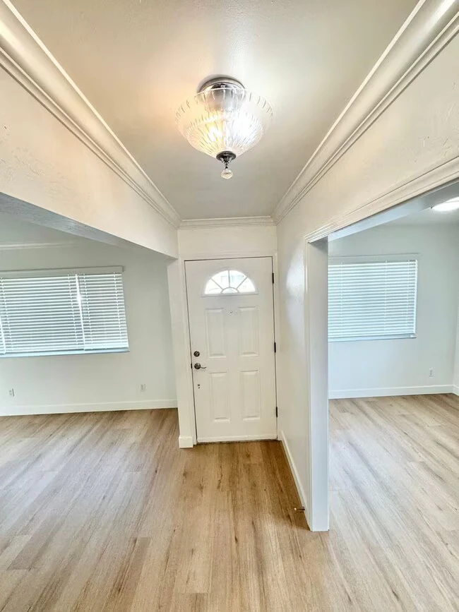 1797 Knox St Castro Valley, CA 94546 photo 2