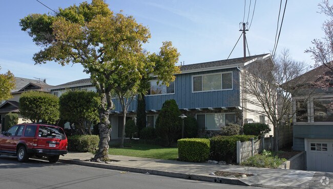 1212 Regent Street, Alameda, CA 94501 photo 3