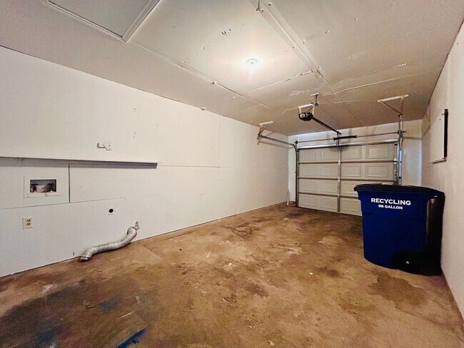 9221 Kempler Dr Austin, TX 78748 photo 4