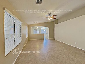 2677 West Half Moon Circle, San Tan Valley, AZ 85142 photo 3