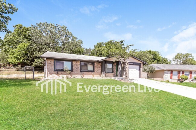 1225 Bard Drive, Garland, TX 75040 photo 2