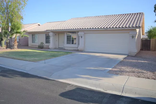 13323 E Butler St Chandler, AZ 85225 photo 3