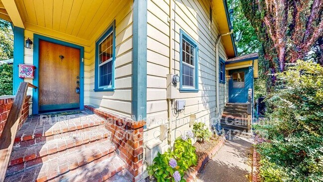 7225 Bodega Ave Sebastopol, CA 95472 photo 3