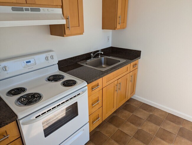 1245 20th Ave San Francisco, CA 94122 photo 5