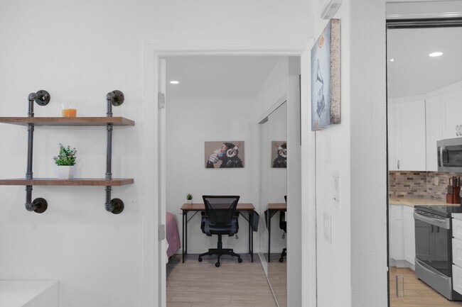 3050 Rue D’Orleans San Diego, CA 92110 photo 5