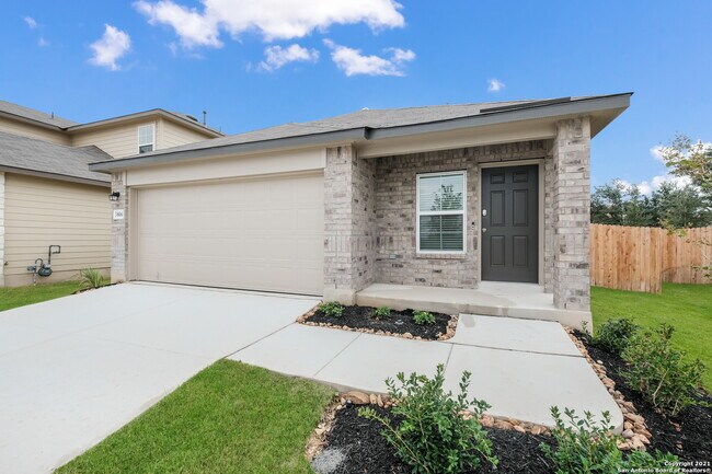 3912 Claystone Canyon San Antonio, TX 78253 photo 2