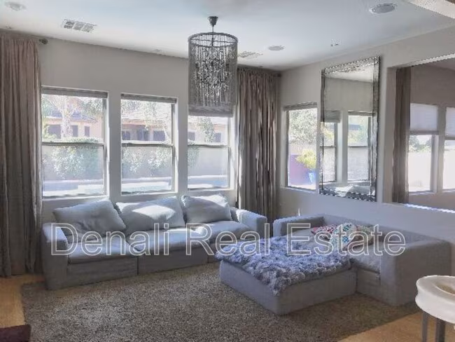 1091 E Hopkins Rd Gilbert, AZ 85295 photo 5