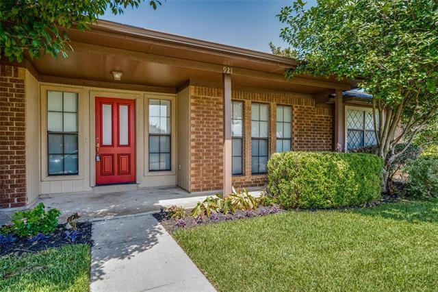 921 Baxter Drive, Plano, TX 75025 photo 2