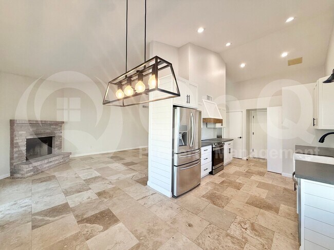 19425 N 14th Pl Phoenix, AZ 85024 photo 4