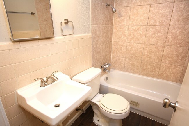 Sunrise Suites photo 4