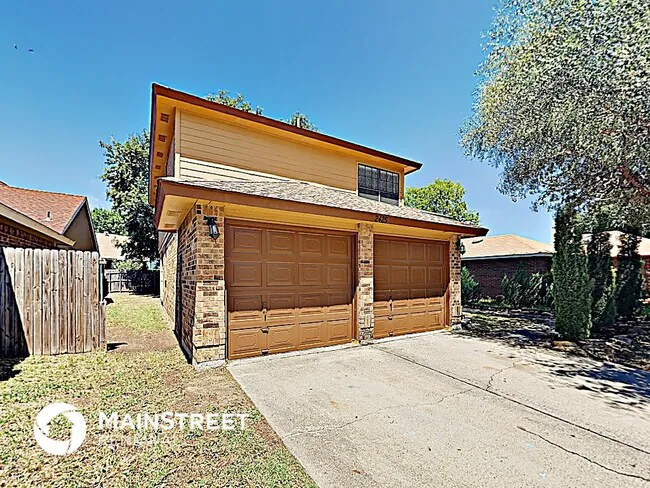 2425 Sutton Dr - SFHT photo 4