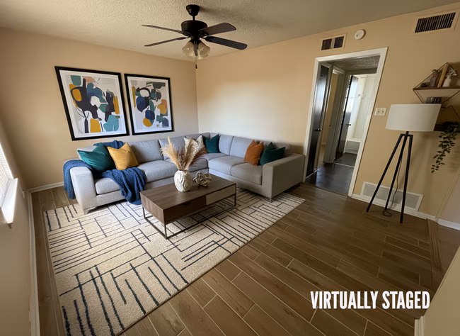 425 W Avenue C Killeen, TX 76541 photo 3