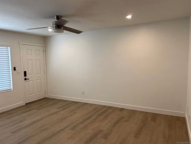 3204 Collier Ave San Diego, CA 92116 photo 4