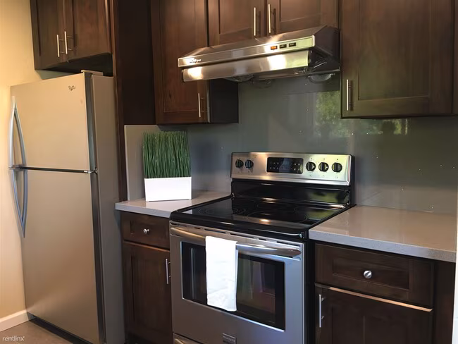 1229 West McKinley Avenue photo 4
