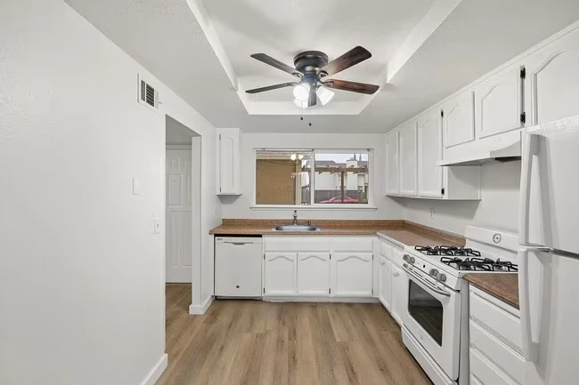 995 Matthew Ct Fairfield, CA 94533 photo 4