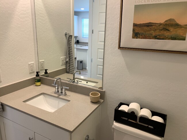 15857 W Kendall St Goodyear, AZ 85338 photo 2
