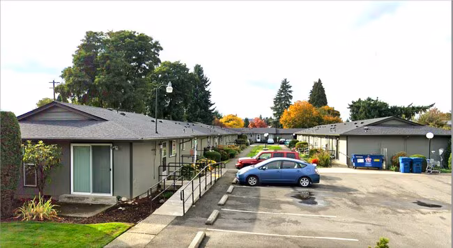 601 W Elizabeth St Monroe, WA 98272 photo 5