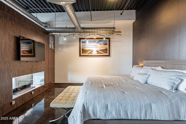 4020 N Scottsdale Rd Scottsdale, AZ 85251 photo 5