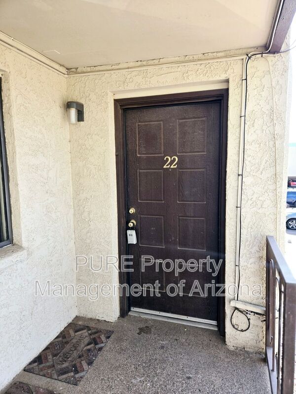231 E 2nd Ave Mesa, AZ 85210 photo 2