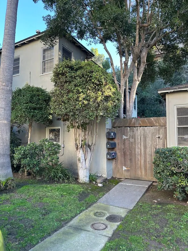 505 W Maple St San Diego, CA 92103 photo 2