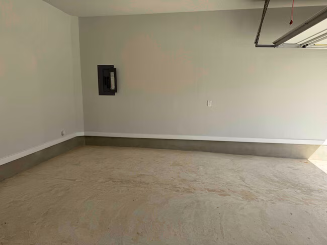 2205 stampede dr photo 4