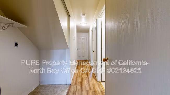 1707 W 3rd St Santa Rosa, CA 95401 photo 5