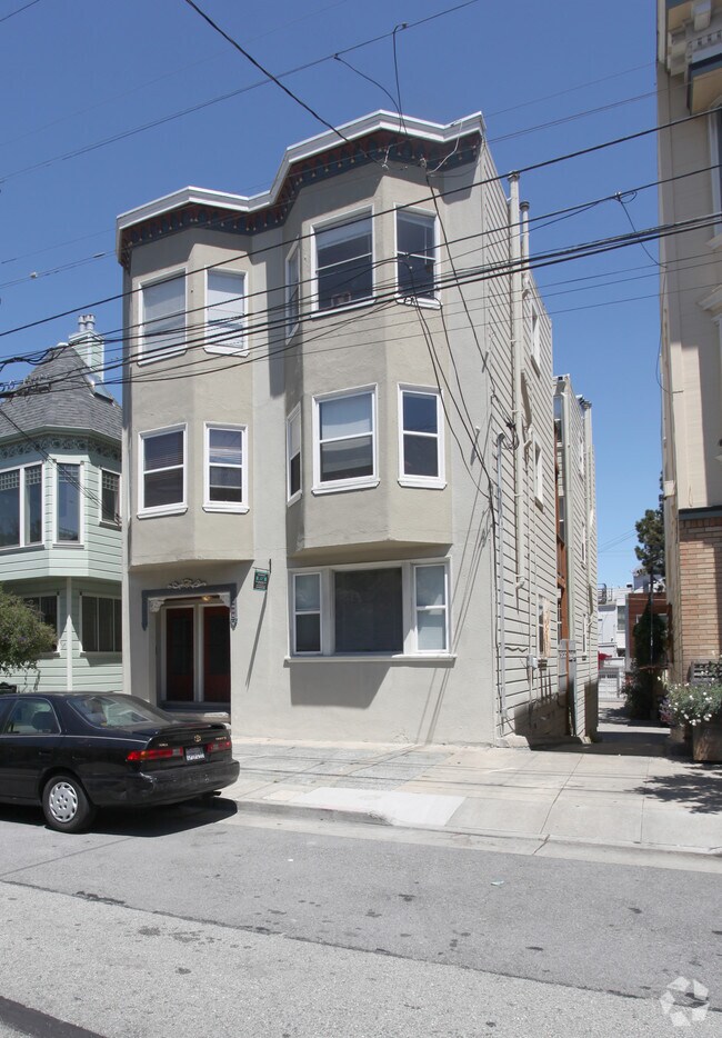 141 Ames Street, San Francisco, CA 94110 photo 2