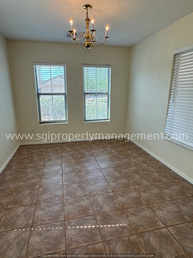 1522 W Lynne Ln Phoenix, AZ 85041 photo 4