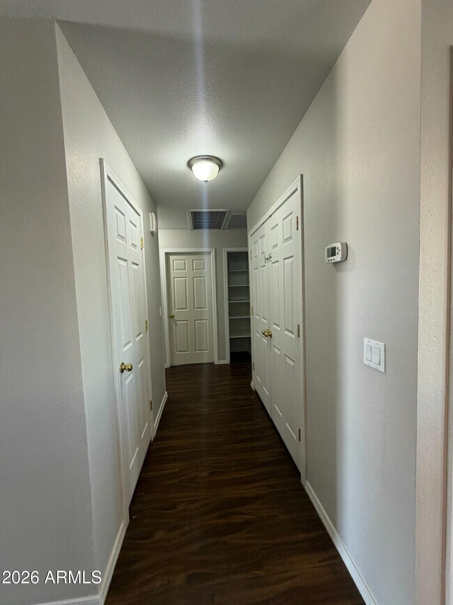 1346 E Peoria Ave Phoenix, AZ 85020 photo 3