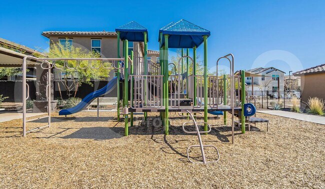 1262 N 165th Dr Goodyear, AZ 85338 photo 5