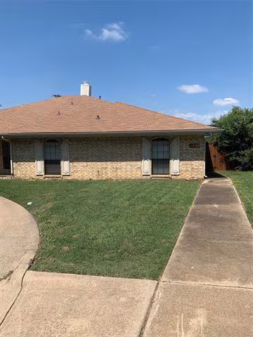 1520 Parkside Drive, Carrollton, TX 75006 photo 2