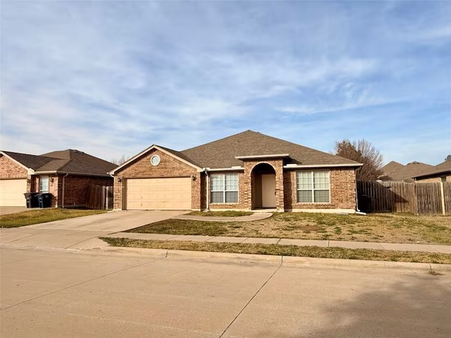 5317 Malibu St Fort Worth, TX 76244 photo 3