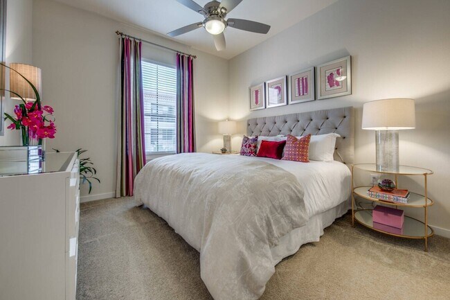 1655 Brittmoore Road, Houston, TX 77043 photo 4