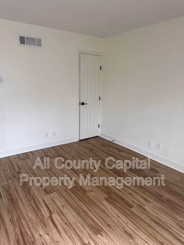 3413 Willowrun Dr Austin, TX 78704 photo 3