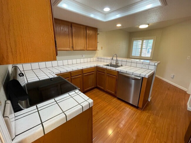 1547 Fairway Green Circle, San Jose, CA 95131 photo 5