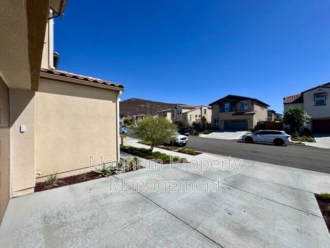 38572 Rosegate Pl Murrieta, CA 92563 photo 4