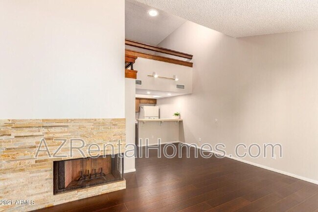 746 E Morningside Dr Phoenix, AZ 85022 photo 4