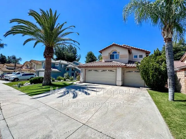 25211 Corte Sombrero Murrieta, CA 92563 photo 2