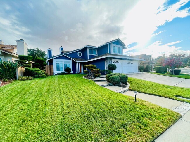 MAJOR PRICE DROP Luxurious 4Bed, 3Bath w/large lot.