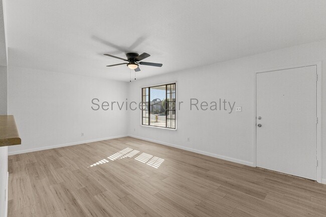 3628 W Altadena Ave Phoenix, AZ 85029 photo 4