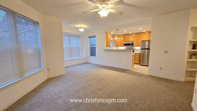 4315 Issaquah-Pine Lake Rd SE Sammamish, WA 98075 photo 3